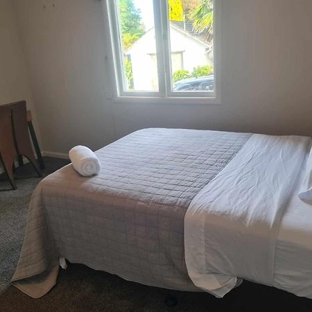 J&L Boarding Holiday House Hamilton Bagian luar foto